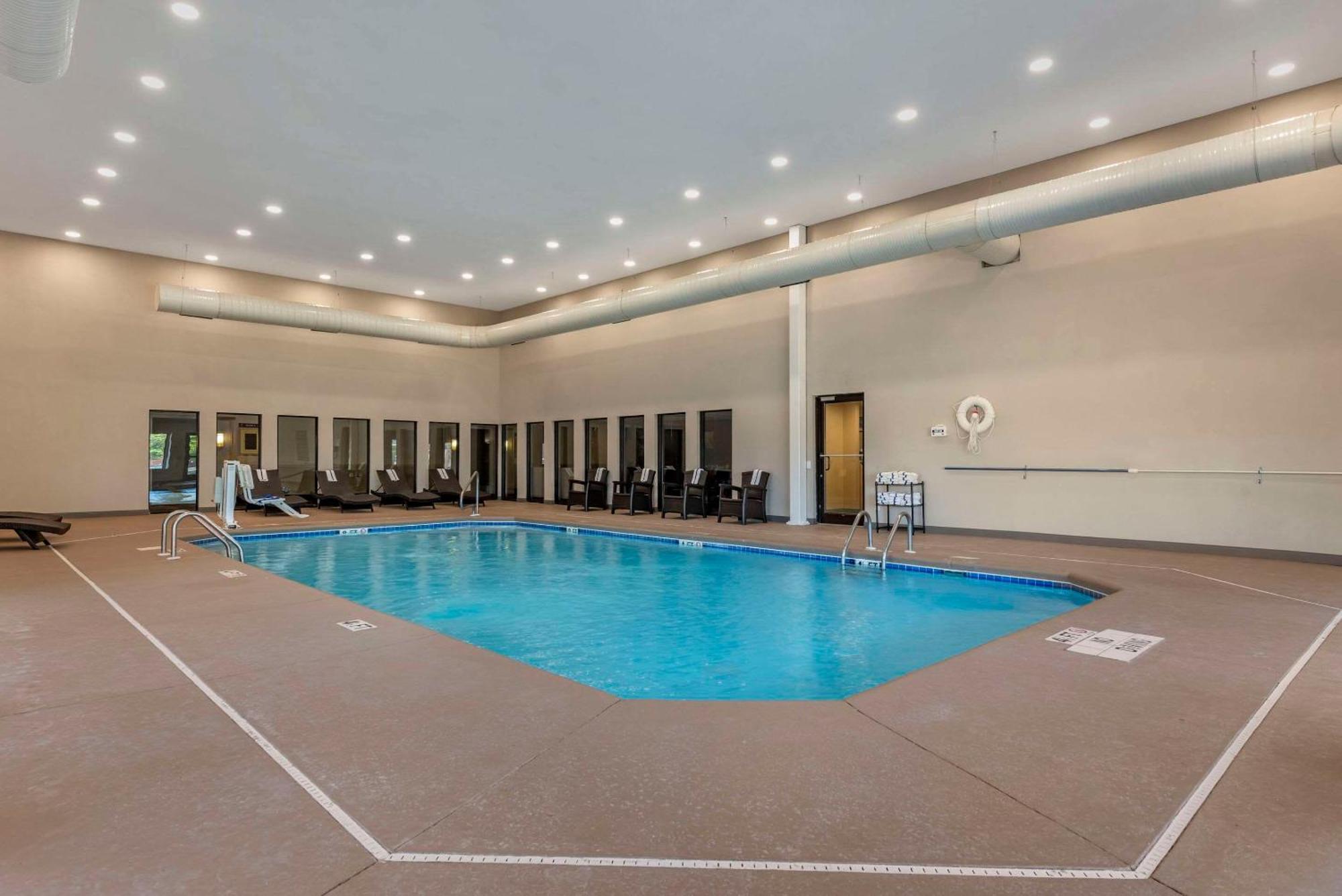 Comfort Suites Fort Wayne - Southwest Εξωτερικό φωτογραφία