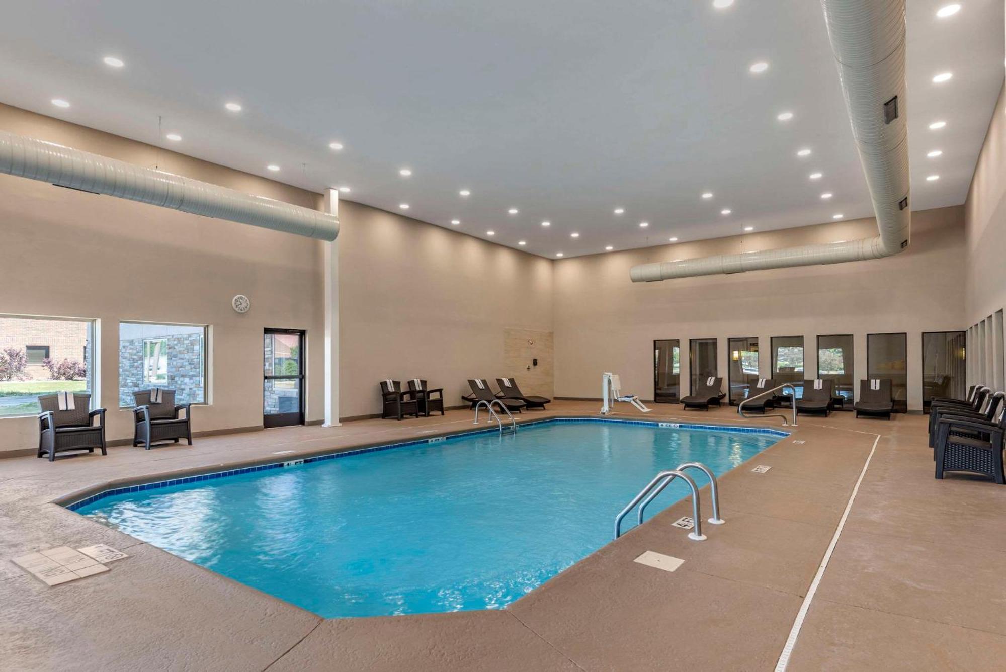 Comfort Suites Fort Wayne - Southwest Εξωτερικό φωτογραφία